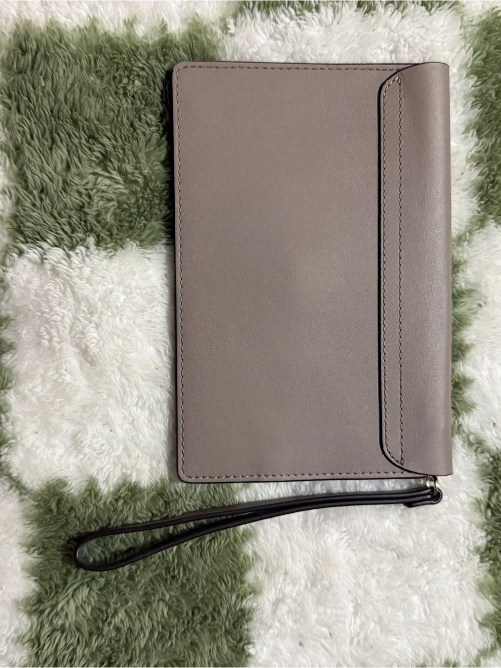kate spade taupe leather wristlet clutch with gold plate
